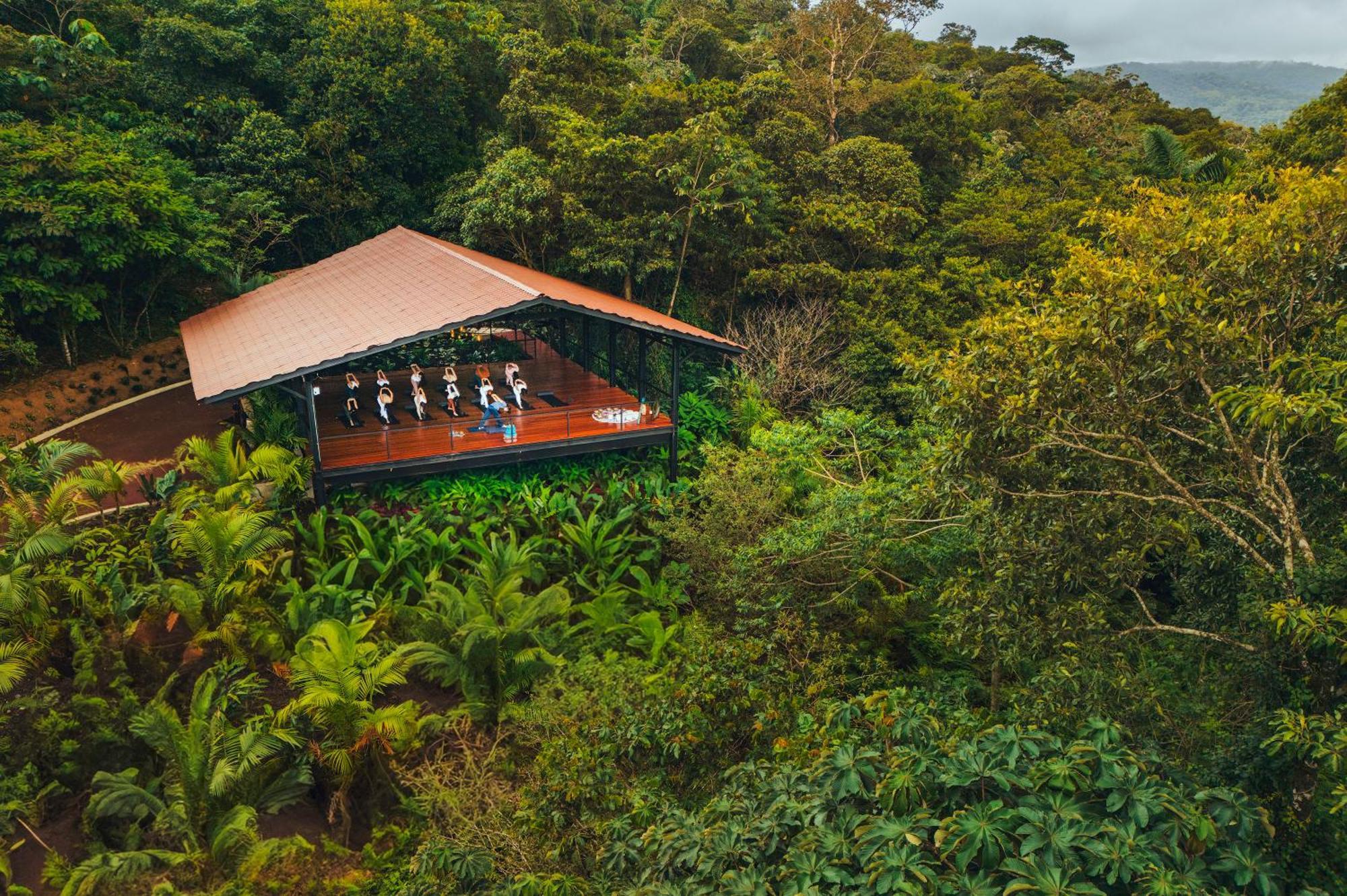 Hotel Arenal Adults Friendly